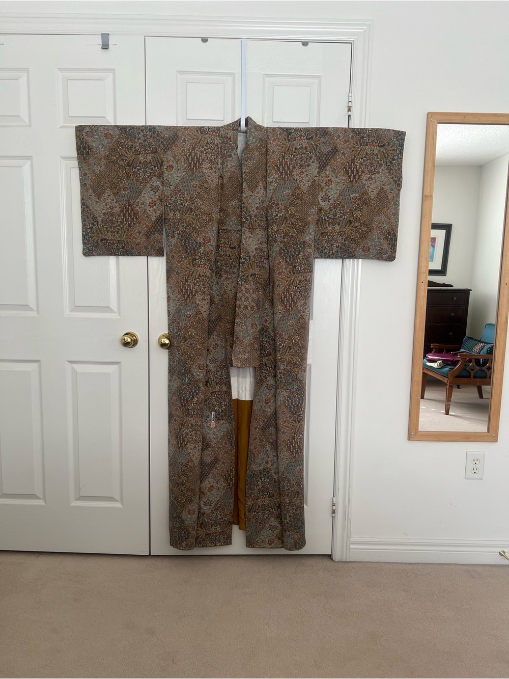 Authentic Japanese Kimono, hand stitched and signed by a professional artist
